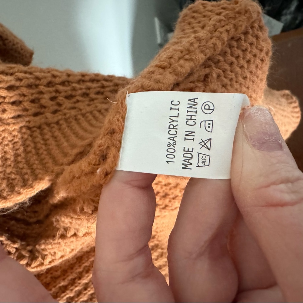 Amazon Rust Cardigan - Picture 2 of 2